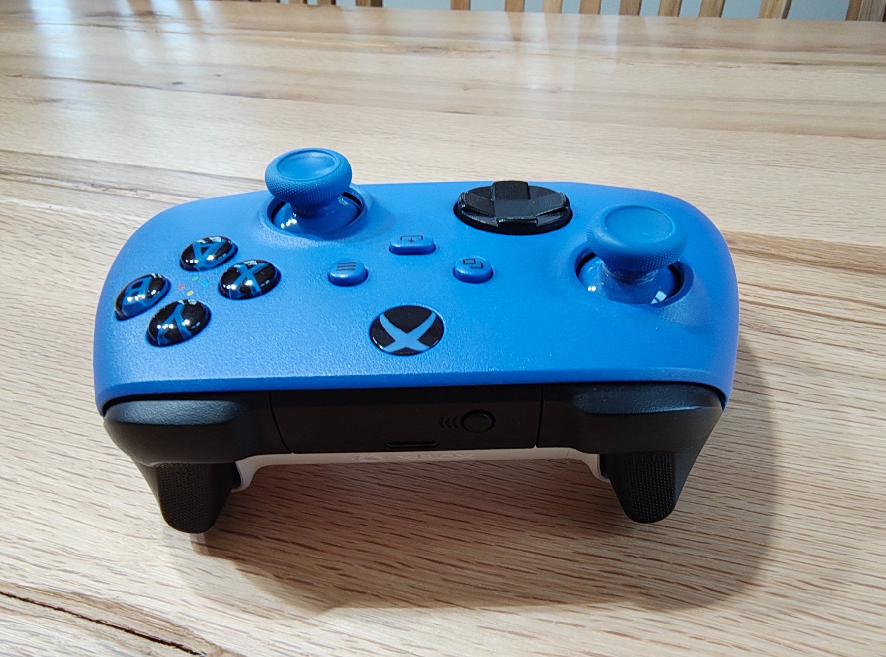 Microsoft Controller: Xbox Wireless Controller Shock Blue – Usato da Lengnau BE venduto da Luluki88