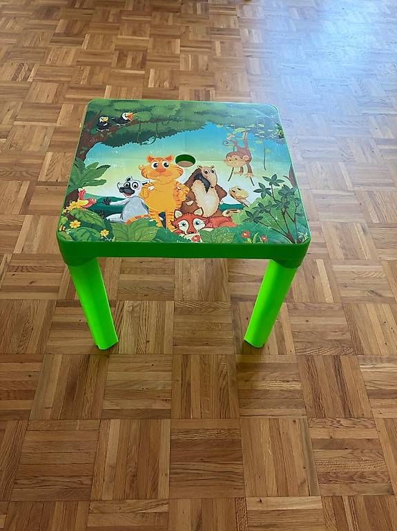 Tables: Kindertisch – D'occasion à Rorschacherberg par gabjes