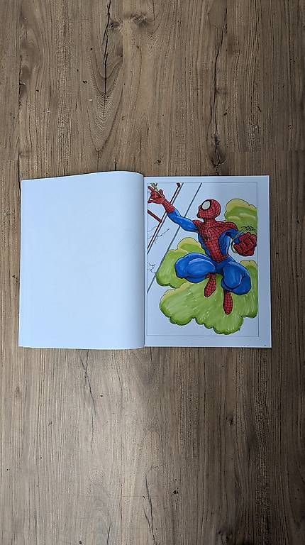 Libri: Ausmalbuch Marvel, fast neu – Usato da Breitenbach venduto da ani_tc2l 3