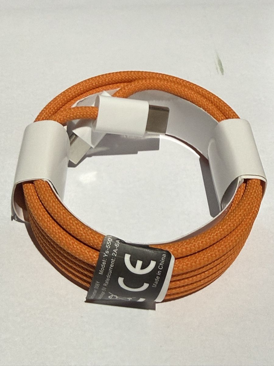 Cavi: Câble USB-C vers USB-C orange 2m neuf – Nuovo e nell'imballaggio originale da Lausanne venduto da Licio7 1