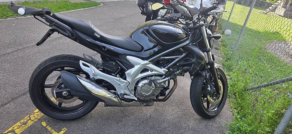 Strada: Susuki SFV650UA Gladius  – Usato da Romanshorn venduto da Blacky20 1