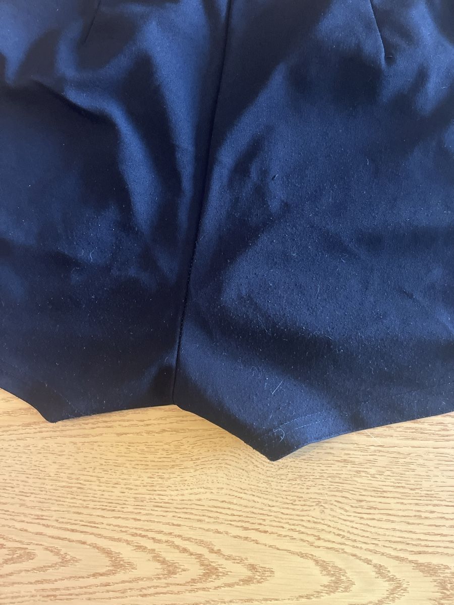 Lots de vêtements: Lors deux shorts  – D'occasion à Courgenay par tat_w5vc 2