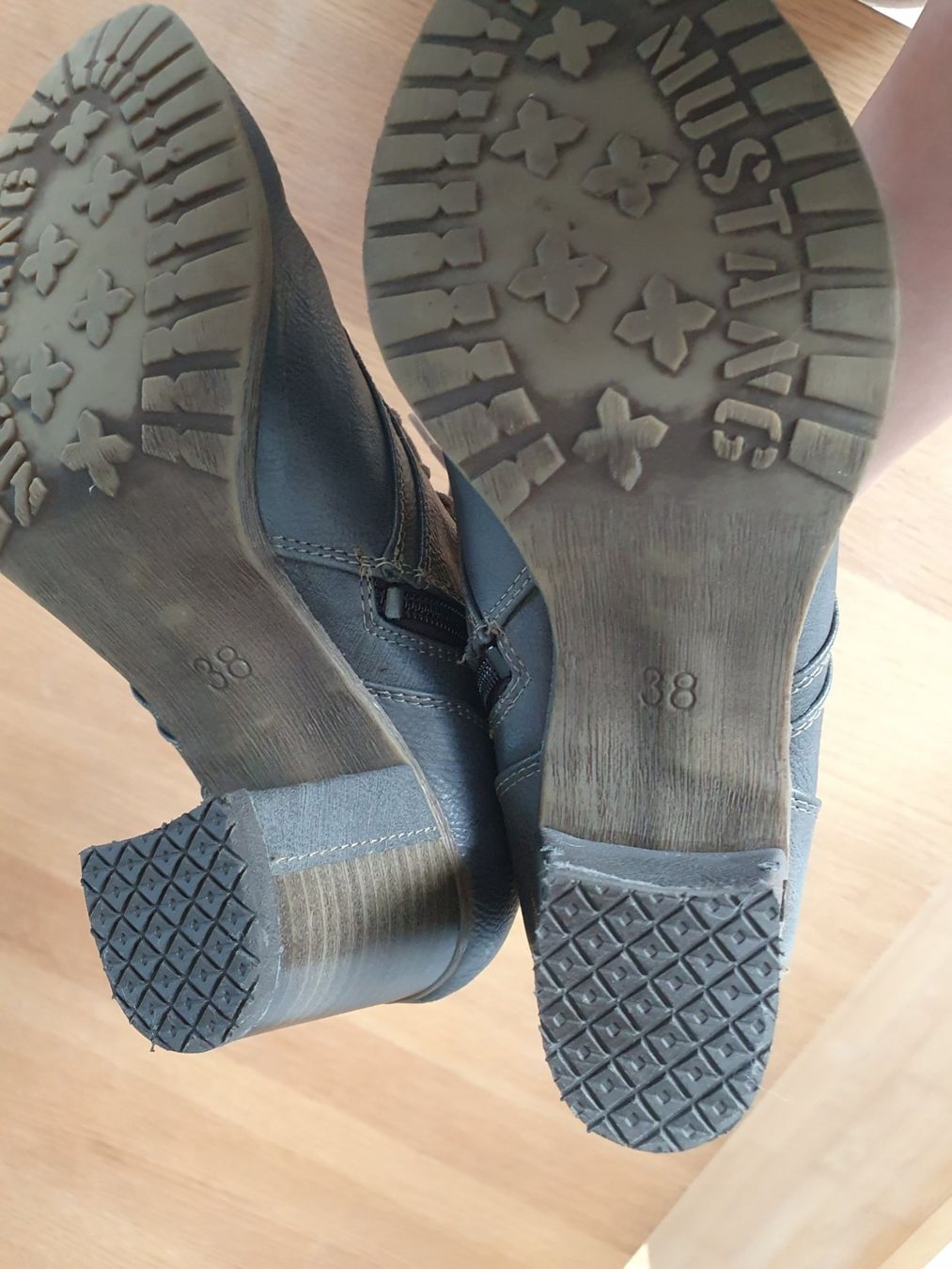 Mustang Scarpe da donna: Leder-Stiefeletten Mustang, 38 – Usato da Andelfingen venduto da nicoletta11 3
