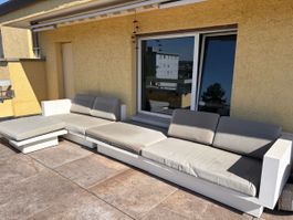 GRATIS Grosse HolzAussensofa / Lounge-Gruppe zu verschenken