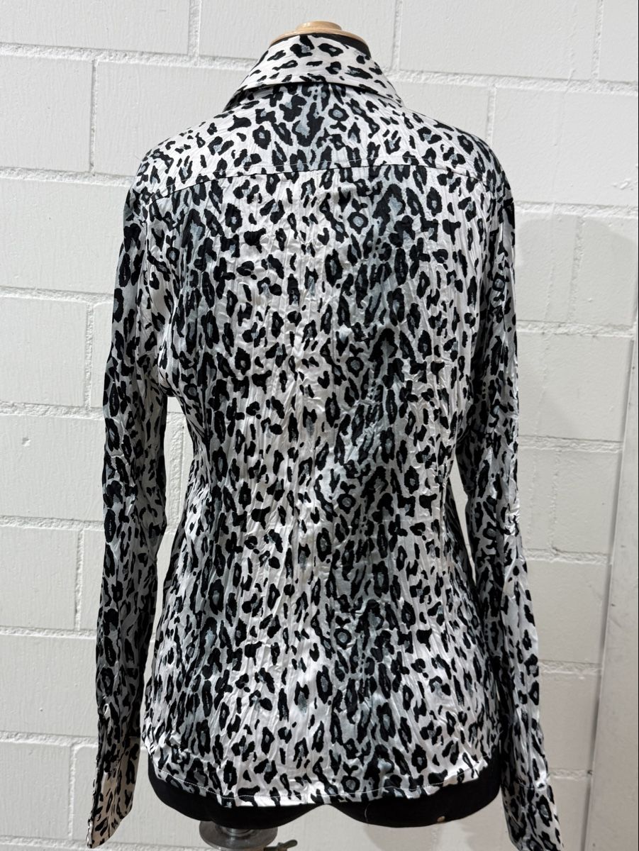 Camicette: Leoprint black and white wrinkle blouse – Nuovo (secondo la descrizione) da Gächliwil venduto da dom_652g 2