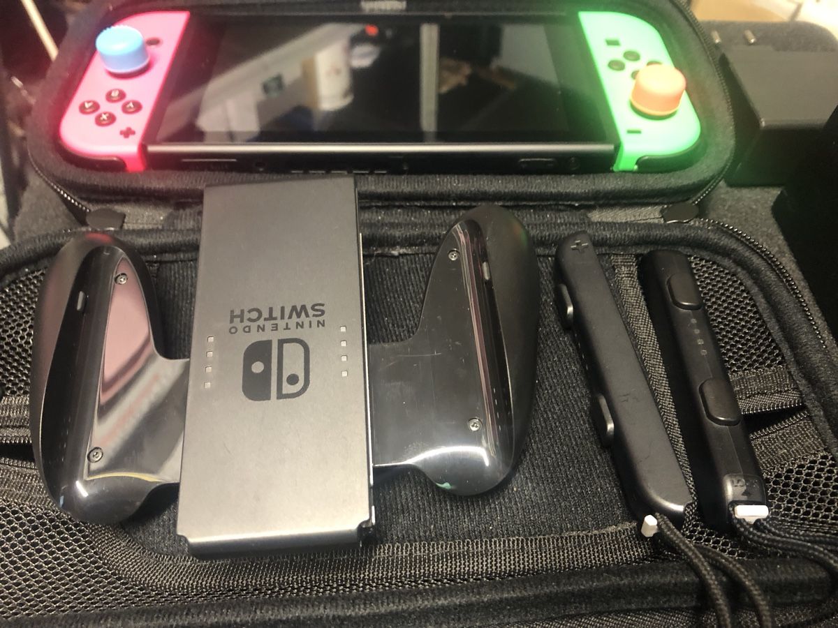 Nintendo Consoles: Nintendo Switch – D'occasion à Reinach BL par colmarer