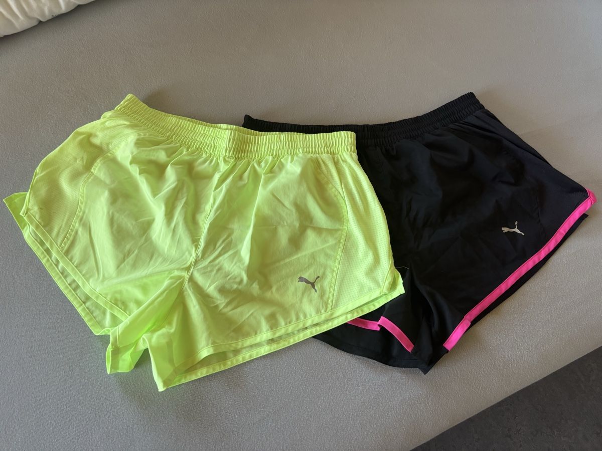 Puma Pantaloni: Puma Damen Runing Shorts – Usato da Mümliswil venduto da sib_296f