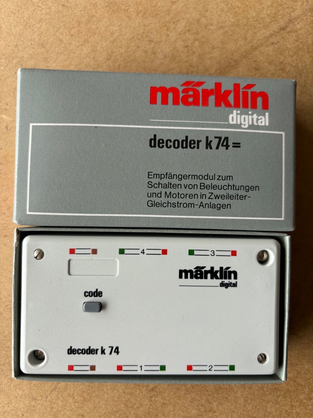 Märklin Modellini di ferrovie: Marklin 6074 Decoder K74 Digital = Spur 1 - HO - Z – Nuovo e nell'imballaggio originale da Hauterive NE venduto da eriamch