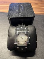 Police Uhr