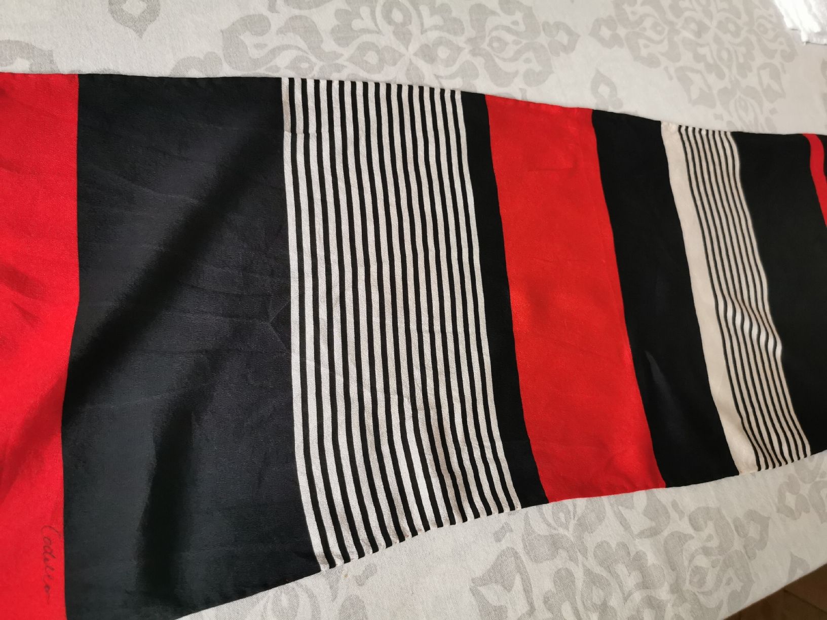 Foulard & Sciarpe: Damen Seide Schal 130×25 cm.  – Usato da Schlieren venduto da vlalif 4