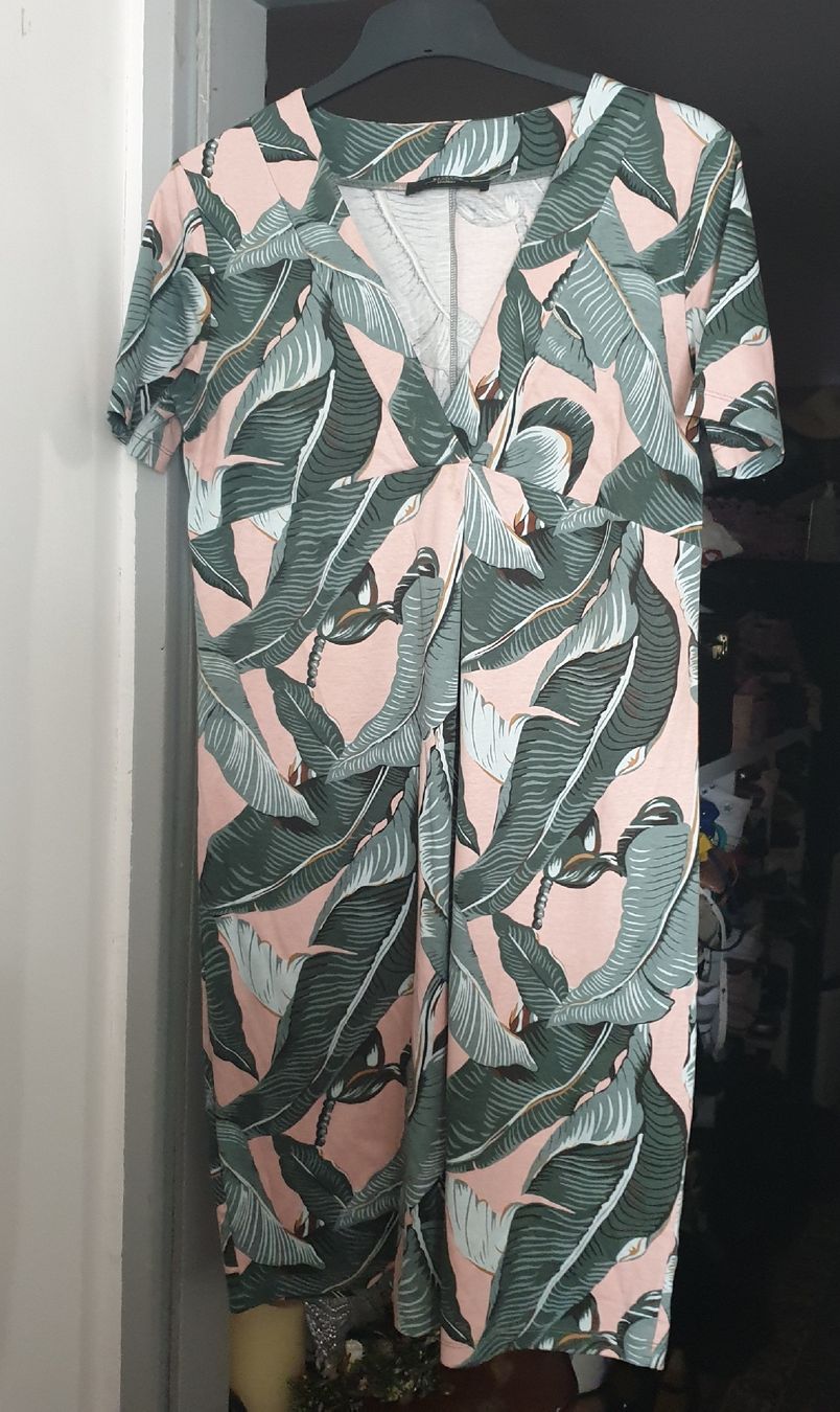 Max Mara Robes: Max Mara schönes neues Kleid Gr. M – Neuf (Voir description) à Frenkendorf par Moon111