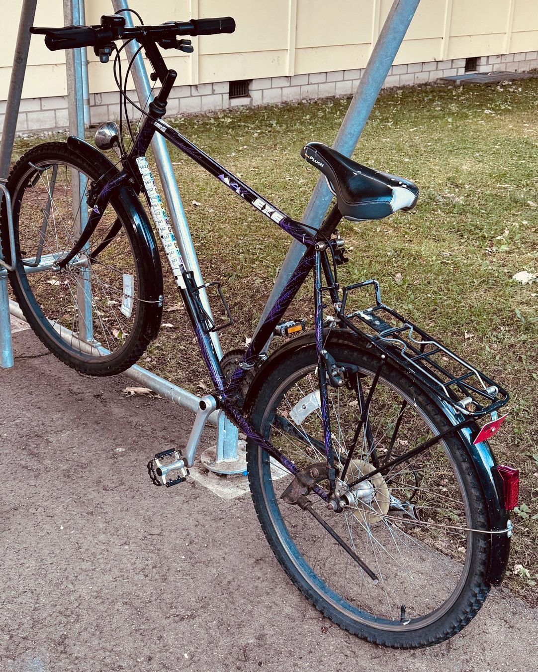Velos: Velo ab Platz, wie auf Bild – Gebraucht aus Baar von qsi2005