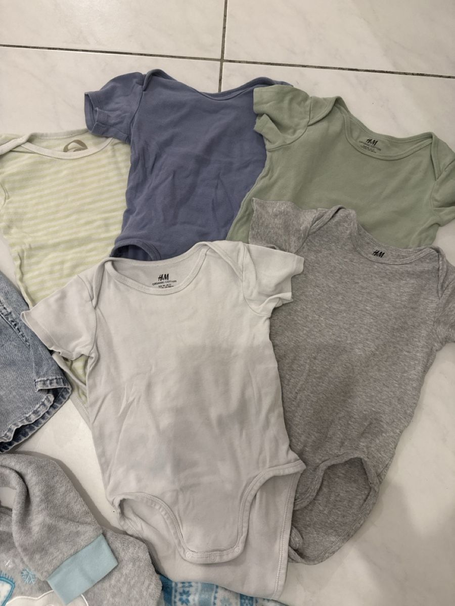 Lotti & Set di vestiti: Kleiderpaket Gr 98 – Usato da Zell ZH venduto da Guffos 3