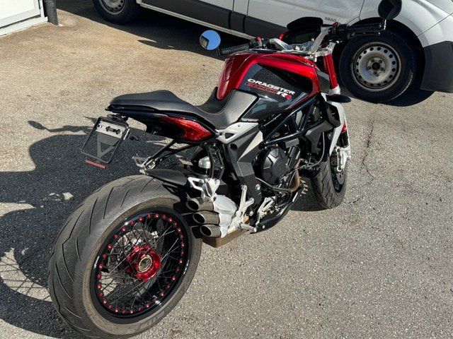 MV Agusta Strada: MV AGUSTA Brutale Dragster 800 RR – Usato da Au/SG venduto da mB-Garage 3