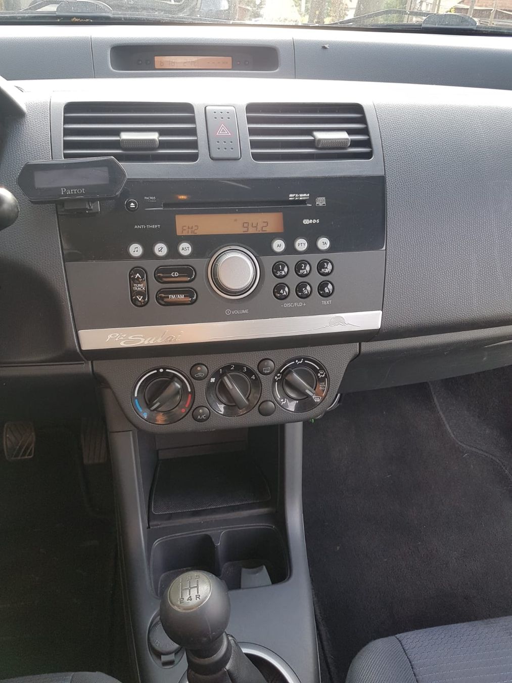 Suzuki Autos: Suzuki Swift 1.3 4WD – D'occasion à matzendorf par Schmiedematt 5