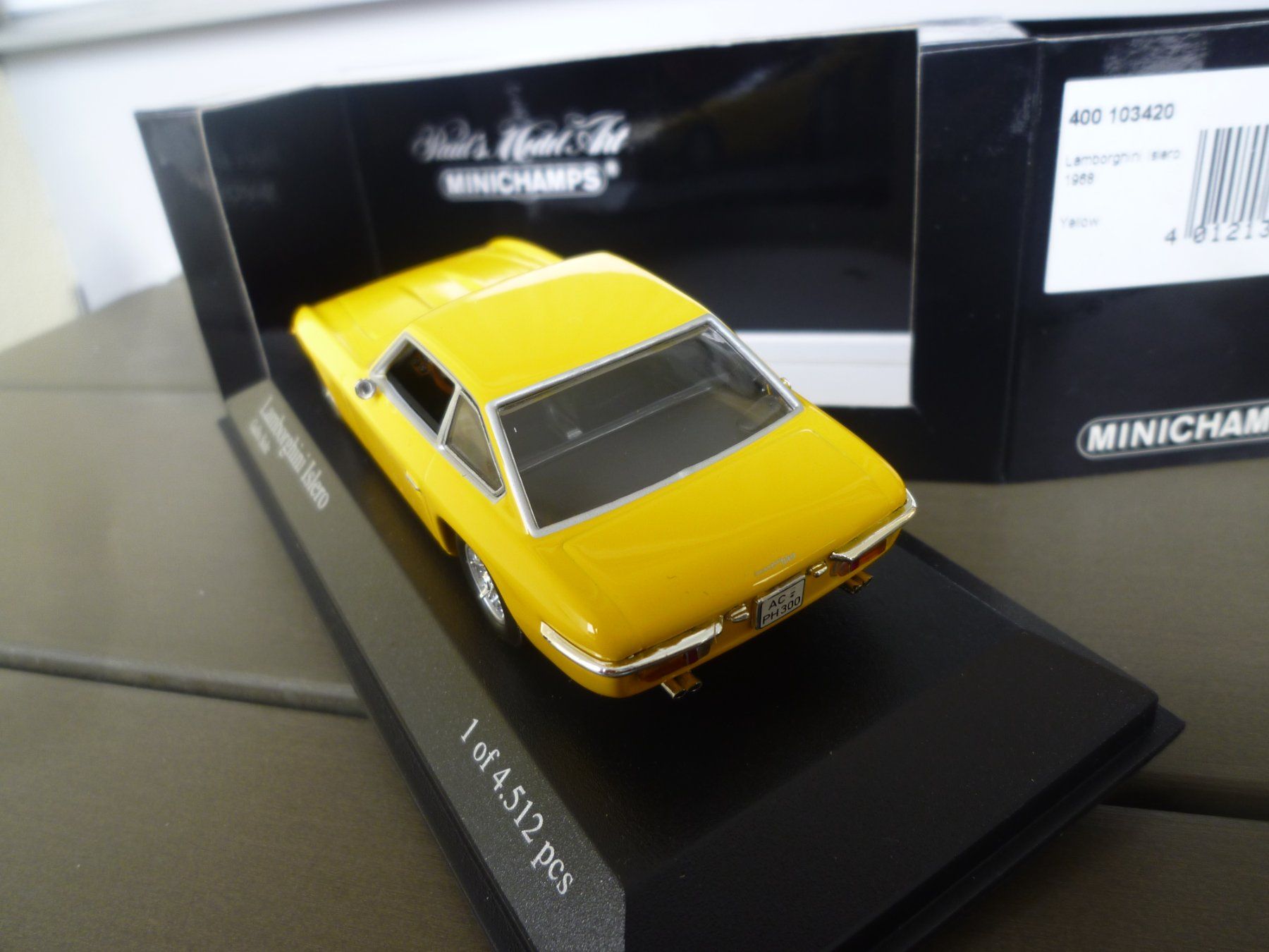 Lamborghini Modellautos: Lamborghini Islero (1968) – Neu und originalverpackt aus Flawil von Imperiosud 3