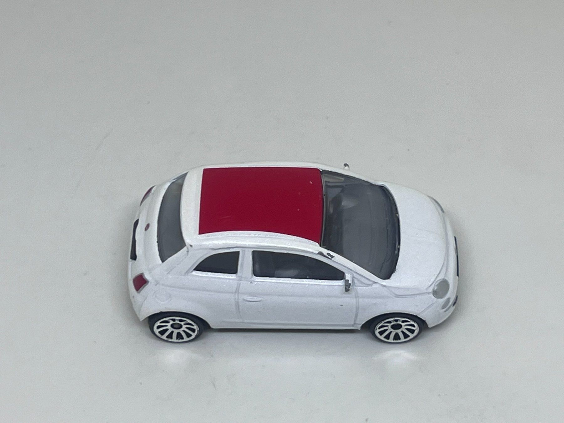 Majorette Modellini d'auto: Majorette Fiat 500 #697 – Usato da Wildegg venduto da LaaBoutique 1