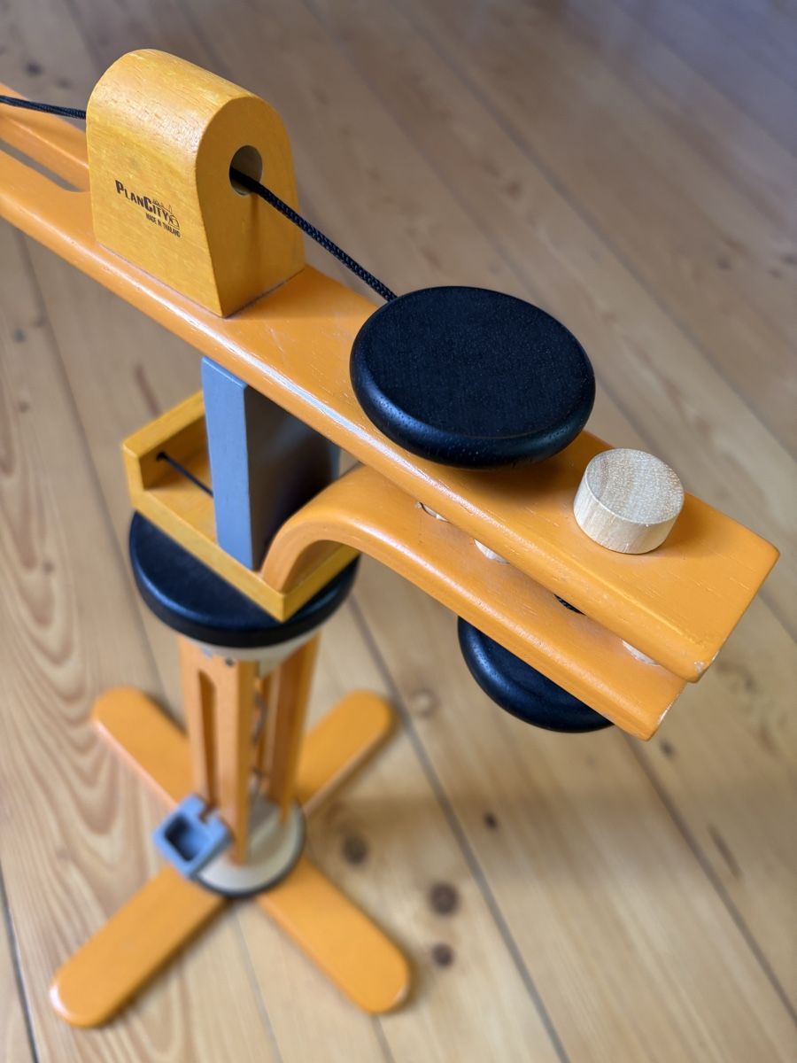 Jouets: Kran Holz Kinder Spielzeug – D'occasion à Zürich par Claubieten 1