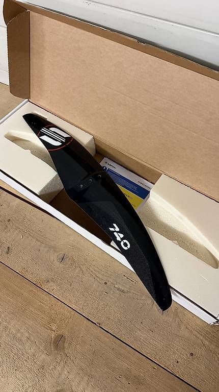 Surfboards & Schwimmbrette: Sabfoil Frontwing W740, Neu, Ungebraucht, Mit Verpackung – Gebraucht aus Buchs ZH von devin134 1
