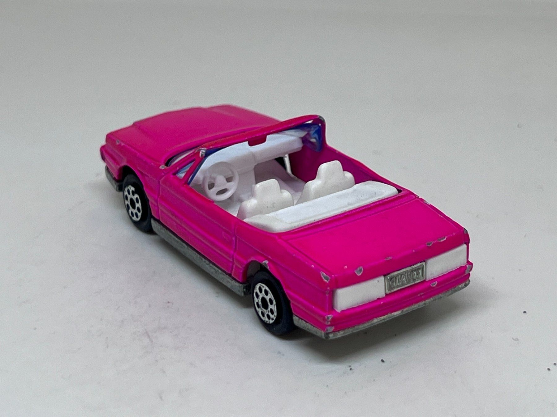 Majorette Modellini d'auto: Majorette Cadillac Allante #457 – Usato da Wildegg venduto da LaaBoutique 2