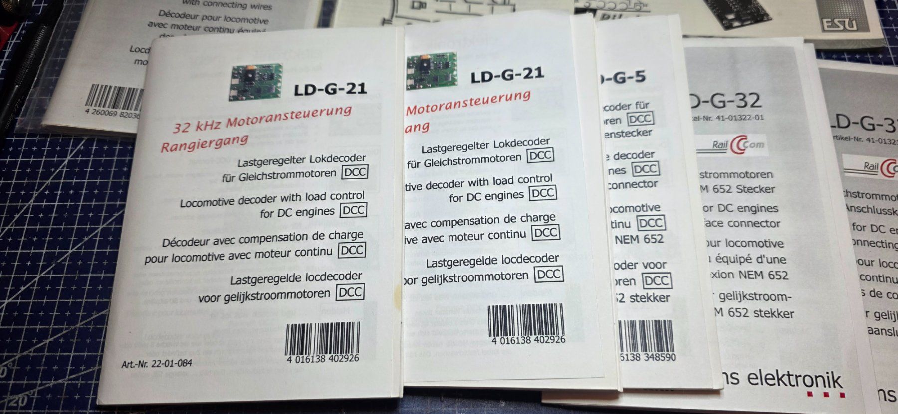 Modelleisenbahnen: modelleisenbahn Dekoder Anleitungen – Gebraucht aus Hochfelden von Danizh0 1
