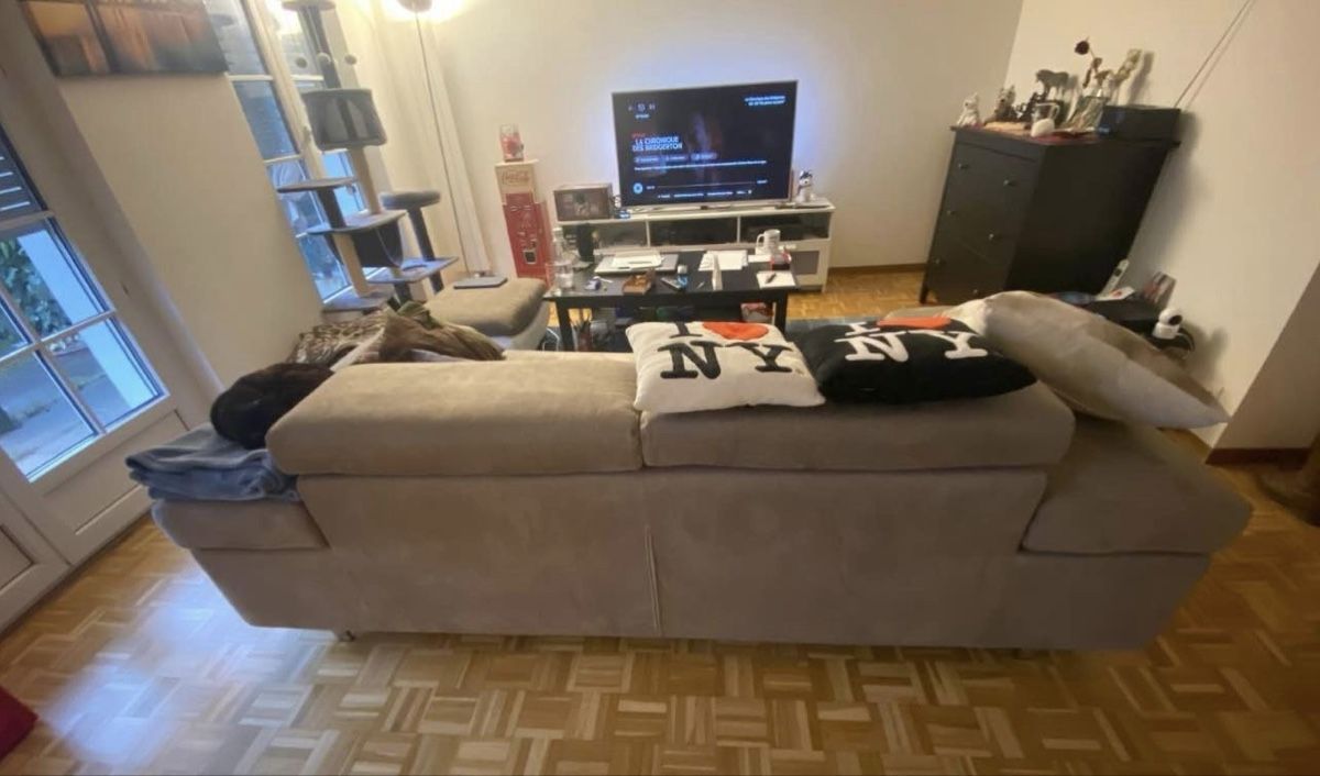 Sofas: Canapé 3 places Poltron & Sofa – D'occasion à Villars-ste-croix par napy 1