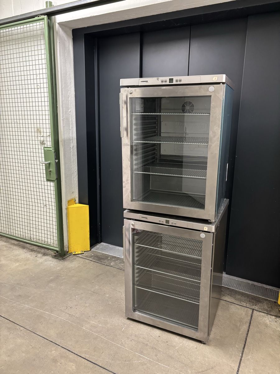 Elettrodomestici da cucina: 2 Liebherr Kühlschränke ab 1.- – Usato da Dietikon venduto da dia_y8y5 4