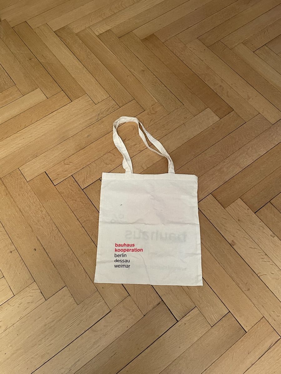 Borse: Tote Bag – Usato da Basel venduto da aharon.no1 1