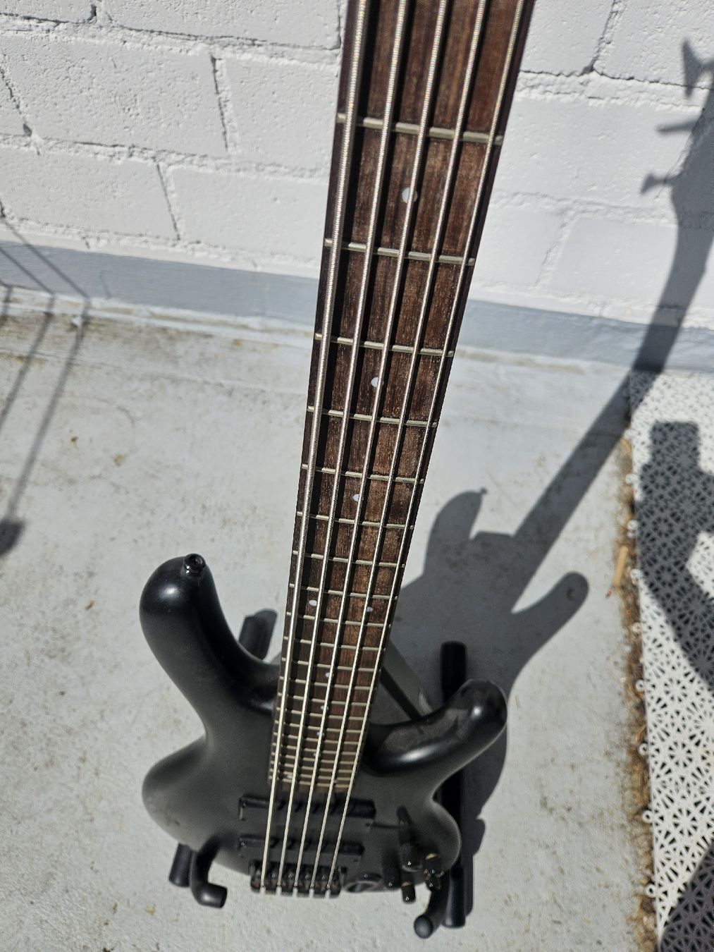 Ibanez Strumenti musicali: Ibanez EDB 605 Ergodyne – Usato da Unterkulm venduto da paddyK 5