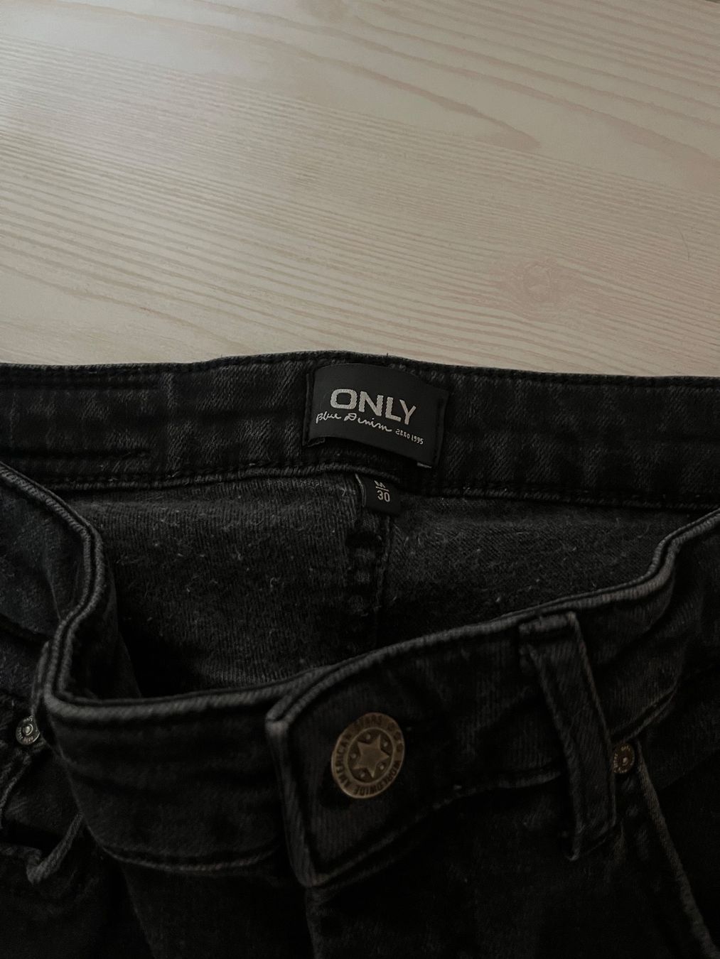 Only Jeans: Jeans – Usato da Montsevelier venduto da Duna2210 2