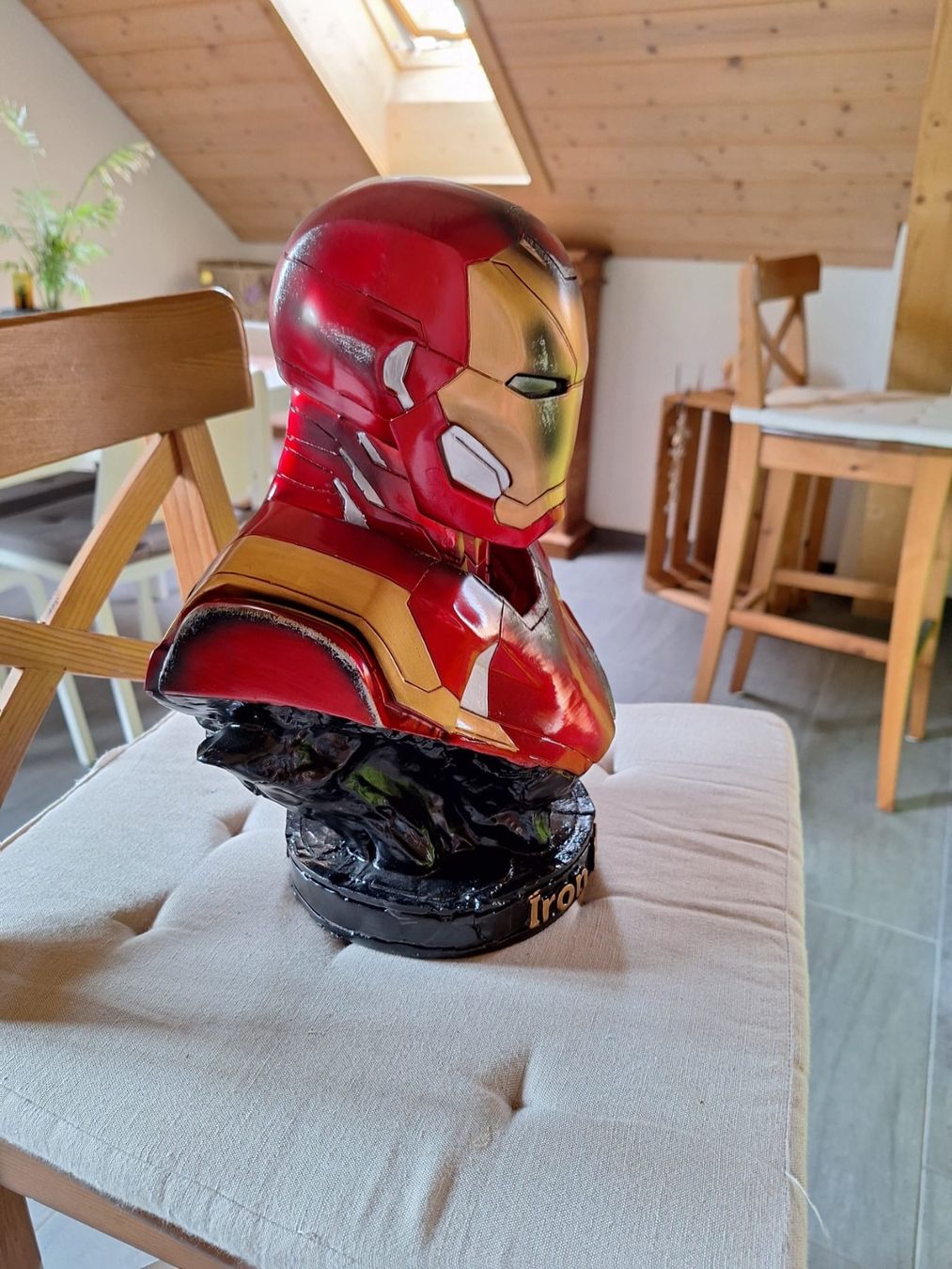 Statuette: Iron-Man Kopf Statue 37cm Massiv Material – Nuovo (secondo la descrizione) da Lohn-Ammannsegg venduto da JarvisSystem2.0 1