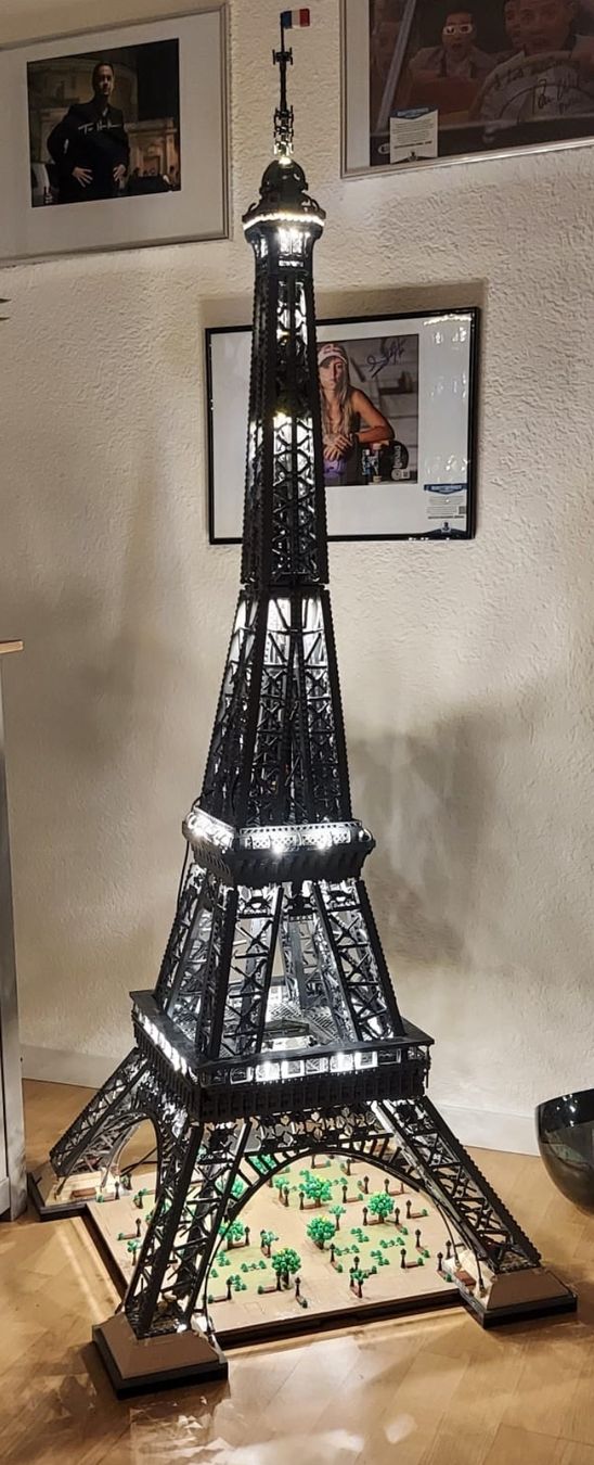 Lego Kit di costruzioni: Lego Eiffelturm 10307 inkl. Beleuchtung – Nuovo (secondo la descrizione) da Chur venduto da Skywalker44