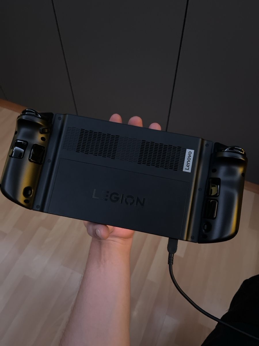Lenovo Console: Lenovo legion go handheld 500gb – Usato da Bülach venduto da dan_5zjz 1
