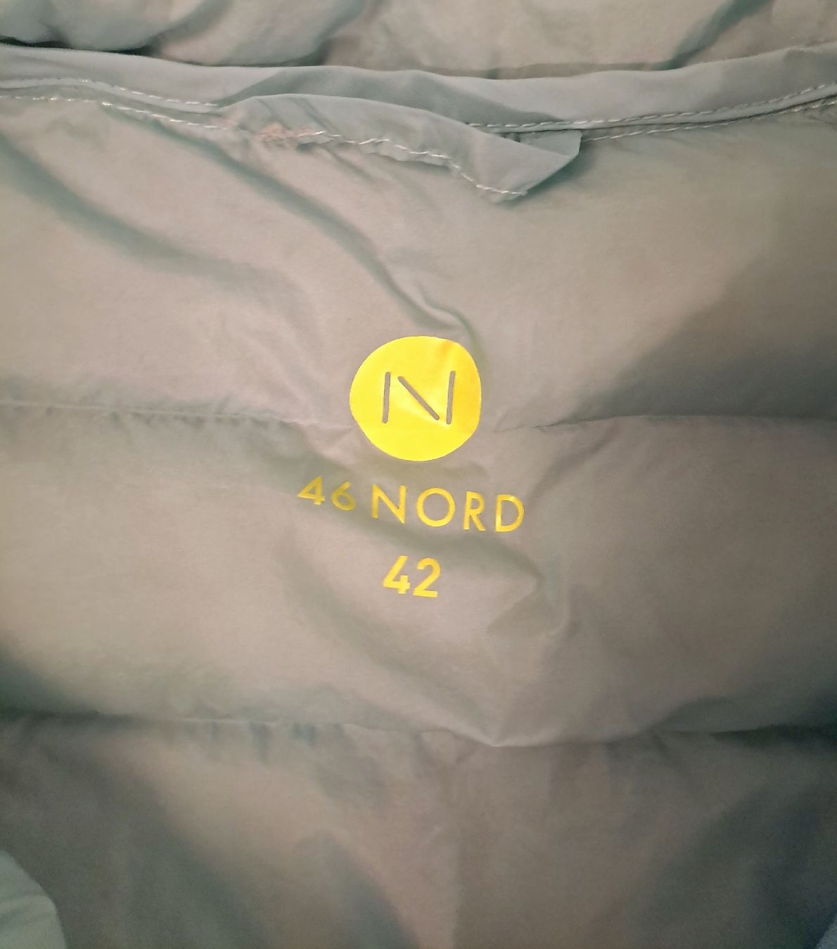 Giacche: Daunenjacke N46 Gr.42 – Usato da Siebnen venduto da danlas21 2