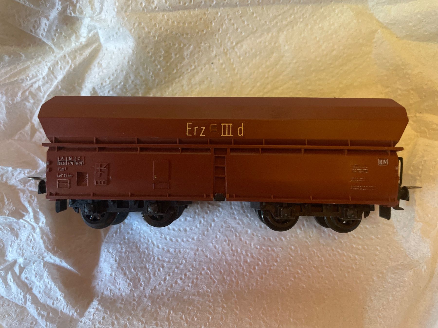 Trix Modelleisenbahnen: Trix Express H0 DB Erz III d – Gebraucht aus Suhr von Daneli7 4