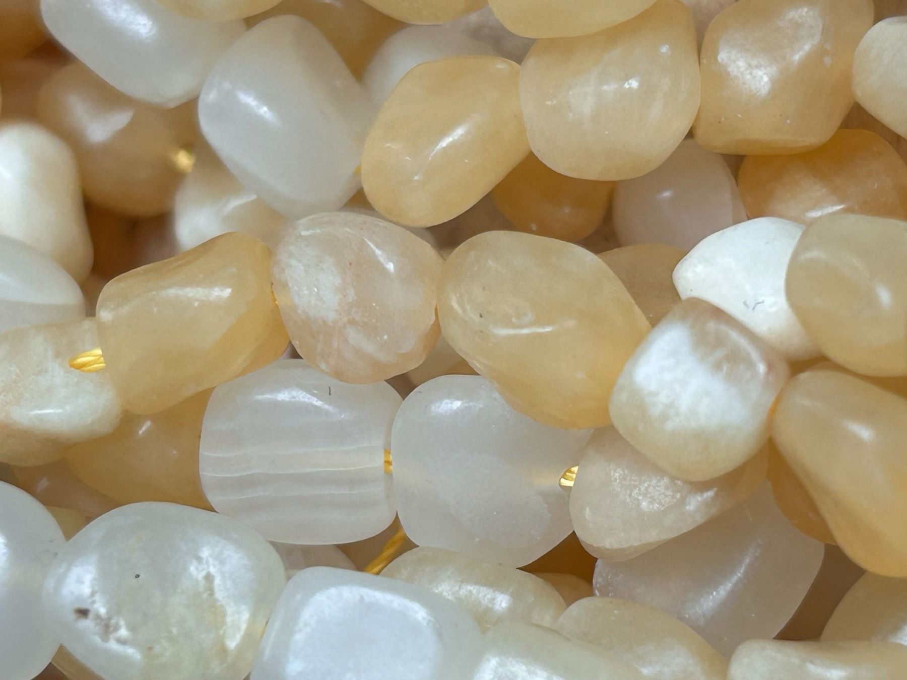 Edelsteine: Strang echte calcit Nuggets / stone 8-10 mm – Neu und originalverpackt aus Niederrohrdorf von Ytobi 1