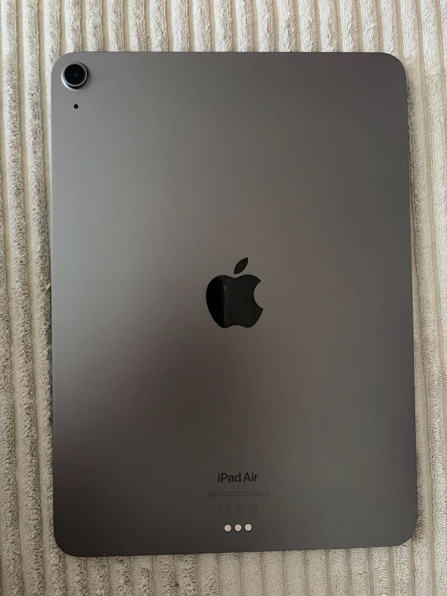 Apple Tablet PC: Apple Ipad Air 5 – Usato da Turbenthal venduto da Engel024 2