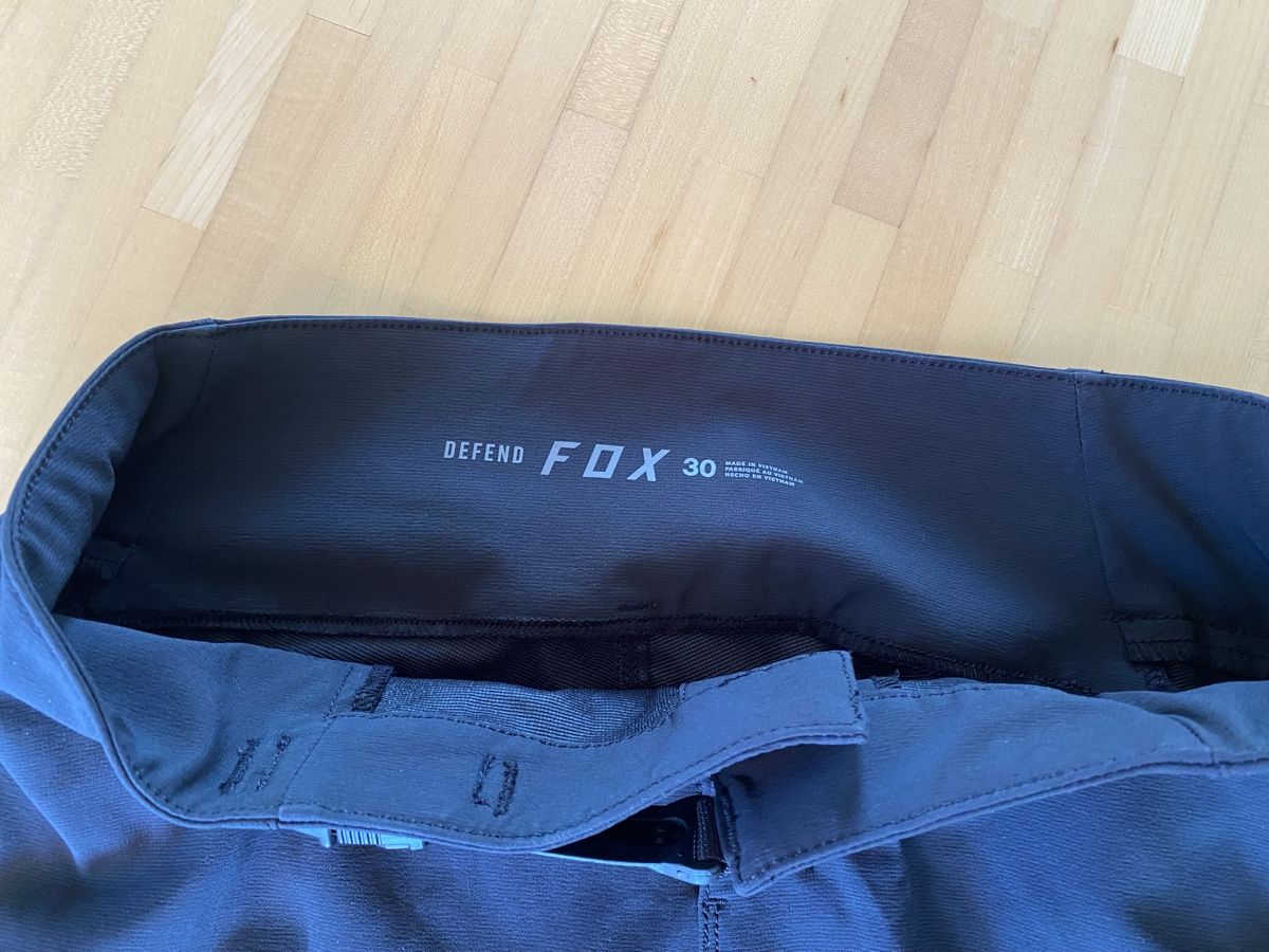 Fox Pantaloni: Fox Defender Shorts – Usato da Baar venduto da sim_vl9f 2
