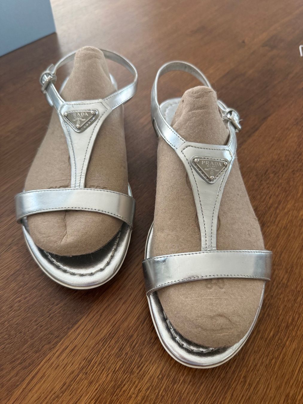 Prada Scarpe da donna: PRADA Sandalen silber  – Grösse 39 – Usato da Rudolfstetten venduto da Bar_wk82 1