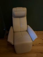 Fernsehstuhl Beige Leder mit Funktion gut erhalten