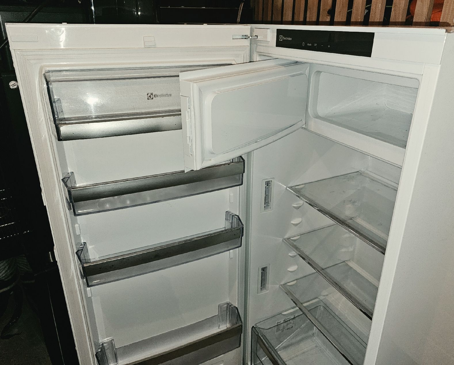 Electrolux Frigoriferi: Electrolux Einbaukühlschrank Kühlschrank – Usato da Hitzkirch venduto da Enter02 2