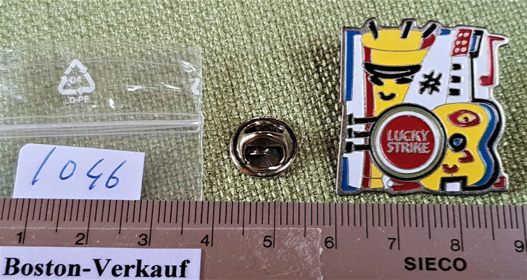 Placchette & Badge: I046 - Kunst Pin Lucky Strike – Usato da Reinach BL venduto da Boston-Verkauf 1