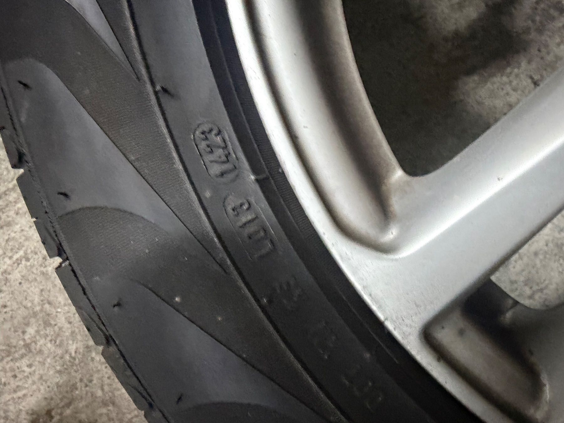 Audi Pneus & Roues: Audi Q3 Räder – D'occasion à Oberbipp par Dome15 2