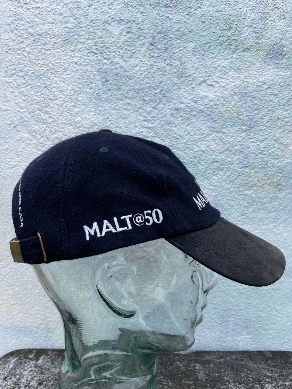 Copricapi, berretti & cappellini: Vintage Y2K Cap Whisky Old Malt Cask Wool Leather visor – Usato da Zürich venduto da le_souk 1