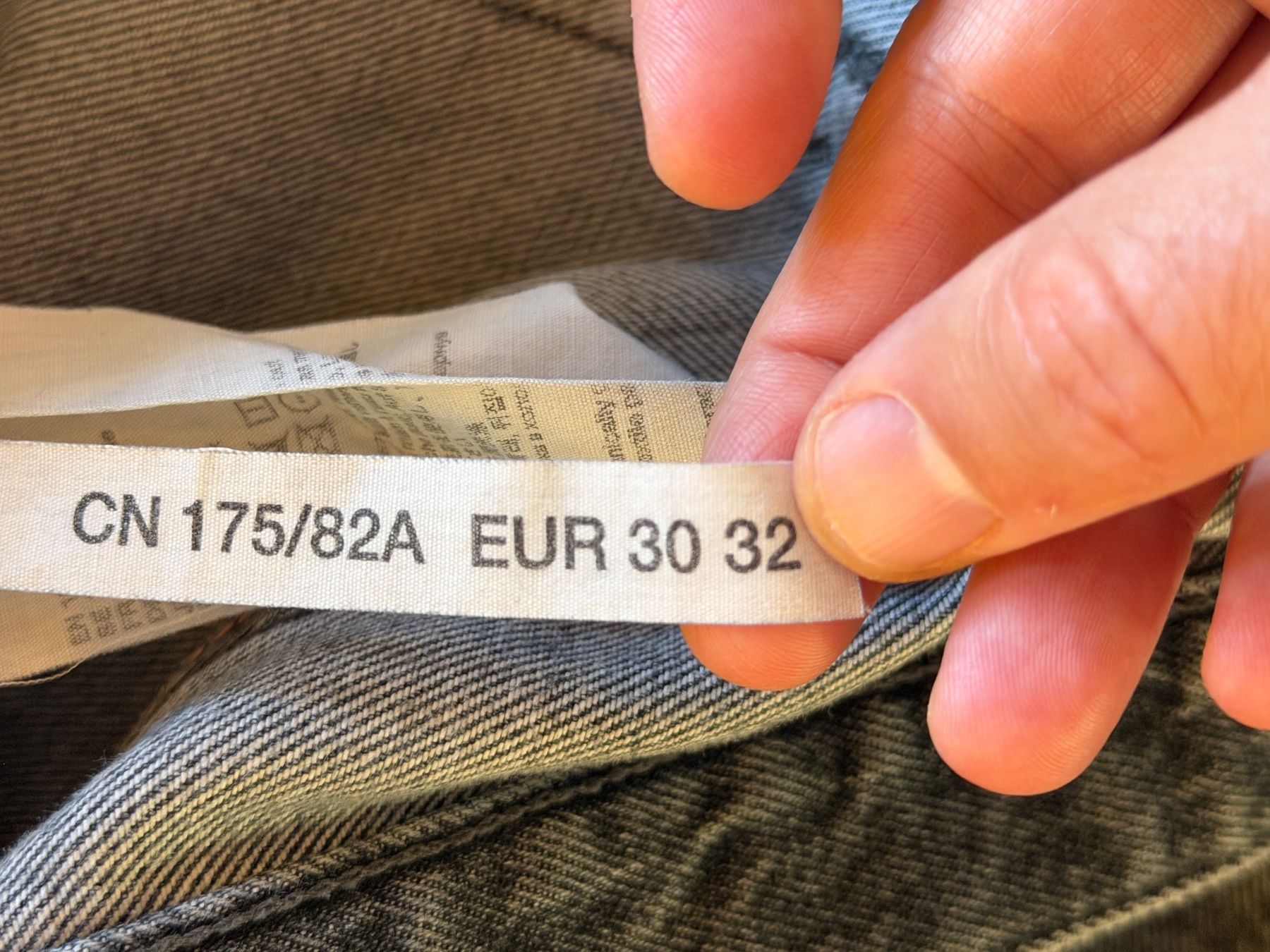 Acne Studios Jeans: Acne Studios Jeans – Gebraucht aus Basel von alp_9j2z 4