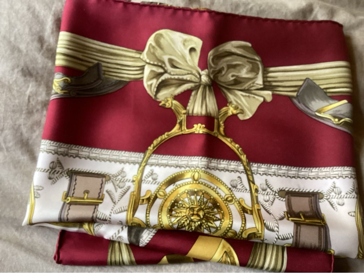 Foulard & Sciarpe: Foulard Hermès : ÉTRIER  vintage – Usato da Chemin venduto da ChocolatauLait1902 2