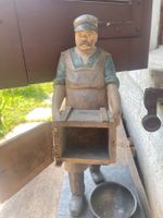 Schöne Alte geschnitzte Holzfigur 28 cm hoch - Dampfsäge