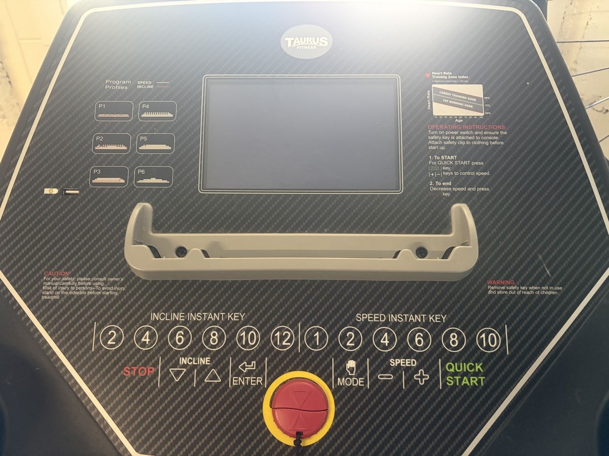 Taurus Hometrainer: Laufband TAURUS T9.9 – Gebraucht aus Lachen SZ von Good.Deal 4