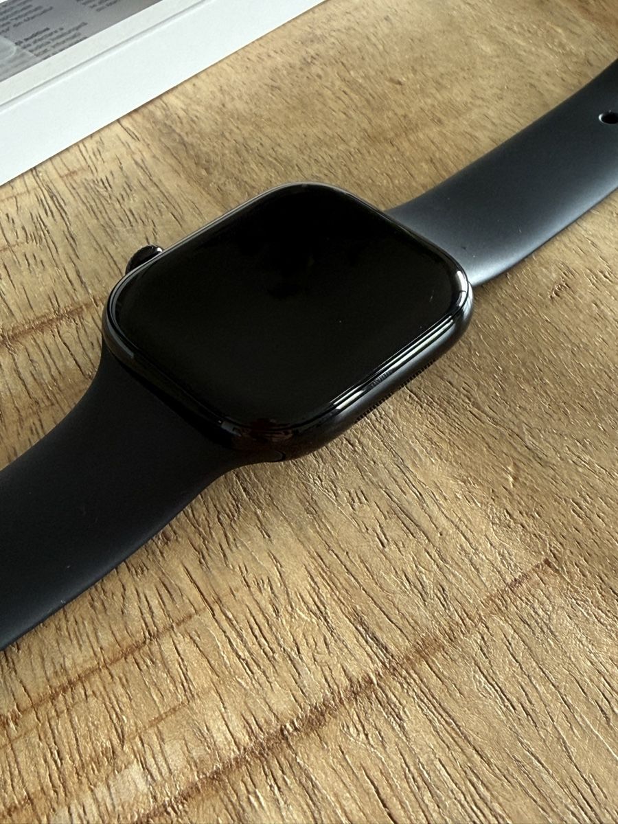 Apple Smartwatch: Apple Watch Series 10 46mm Jet Black – Usato da Gibswil venduto da Oidus 4