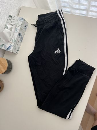 Adidas Trainingshose schwarz Grösse S Damen